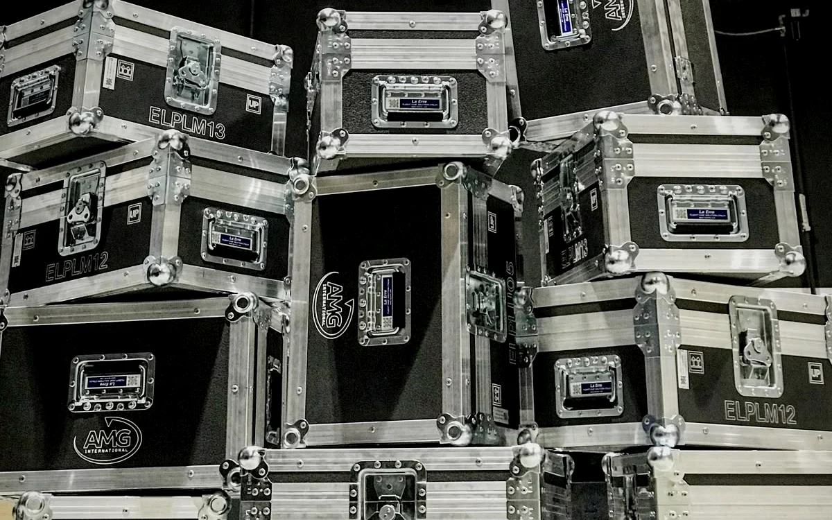 Cases y equipamiento guardado para box de depósito